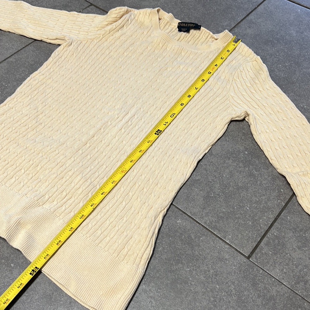 Pendleton Sweater - image 7